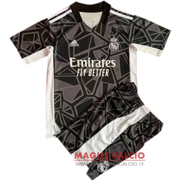 nuova magliette portiere real madrid set completo uomo 2022-2023 nero