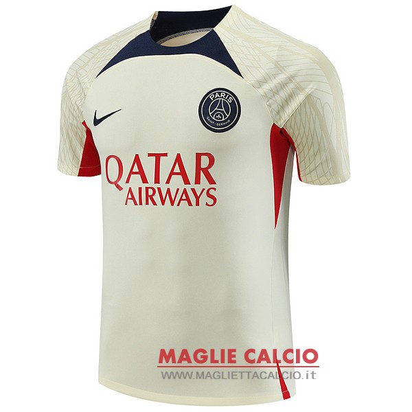 nuova formazione divisione magliette psg 2023-2024 giallo luce