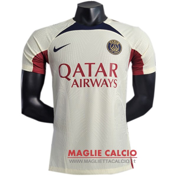 nuova formazione giocatori divisione magliette psg 2023-2024 giallo luce