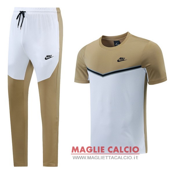 nuova formazione set completo magliette nike 2022-2023 giallo I bianco