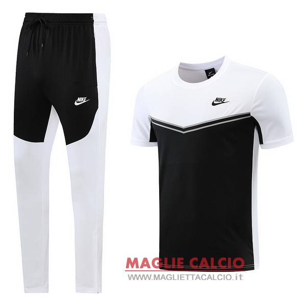 nuova formazione set completo magliette nike 2022-2023 nero I bianco