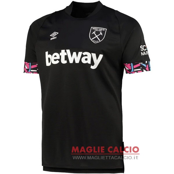 nuova prima divisione magliette west ham 2022-2023