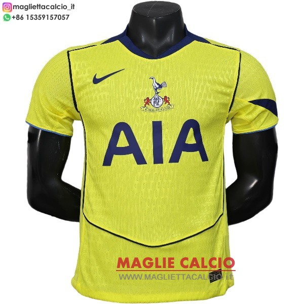 nuova terza giocatori divisione magliette tottenham hotspur 2025-2026