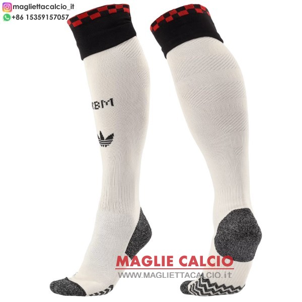 nuova terza calzettoni bayern monaco 2025-2026