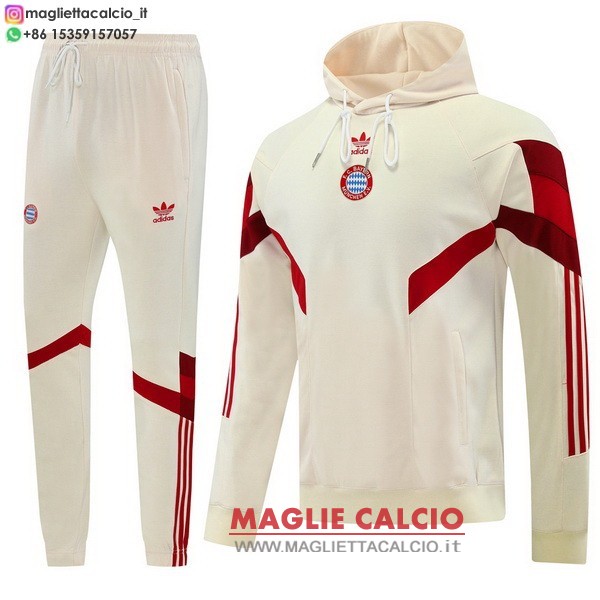 nuova bayern monaco insieme completo giallo rosso giacca felpa cappuccio 2025-2026