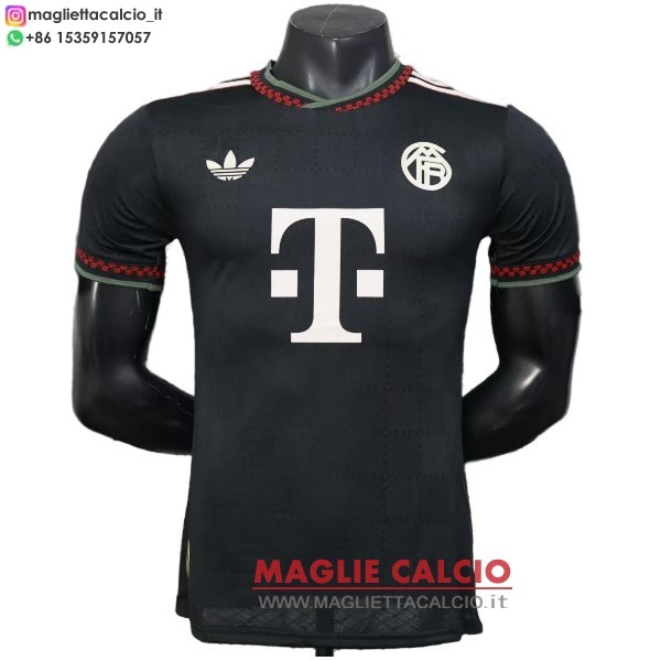 nuova terza giocatori magliette bayern monaco 2025-2026