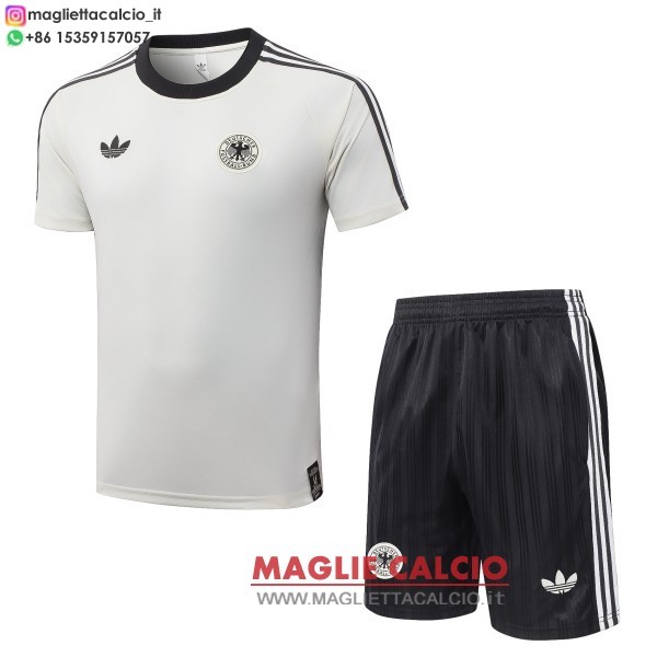 nuova formazione set completo divisione magliette germania 2026 bianco giallo
