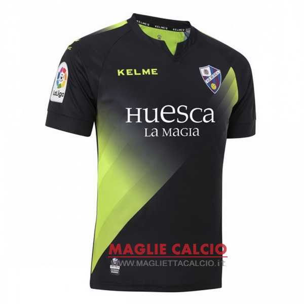 nuova terza divisione magliette Huesca 2018-2019