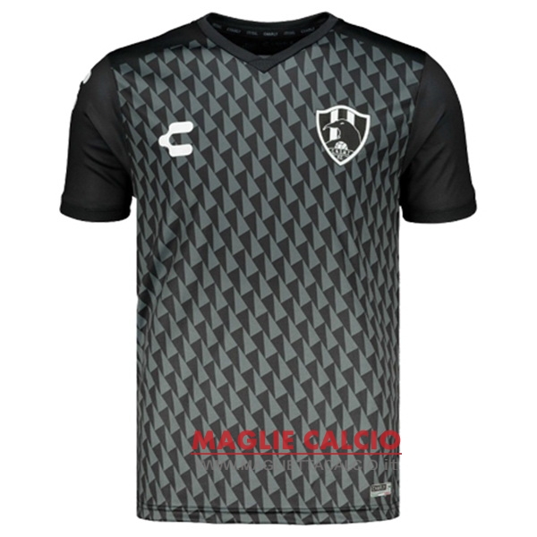 seconda divisione magliette club de cuervos 2019-2020