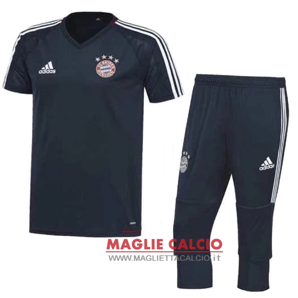 nuova formazione set completo divisione magliette bayern munich 2017-2018 blu navy